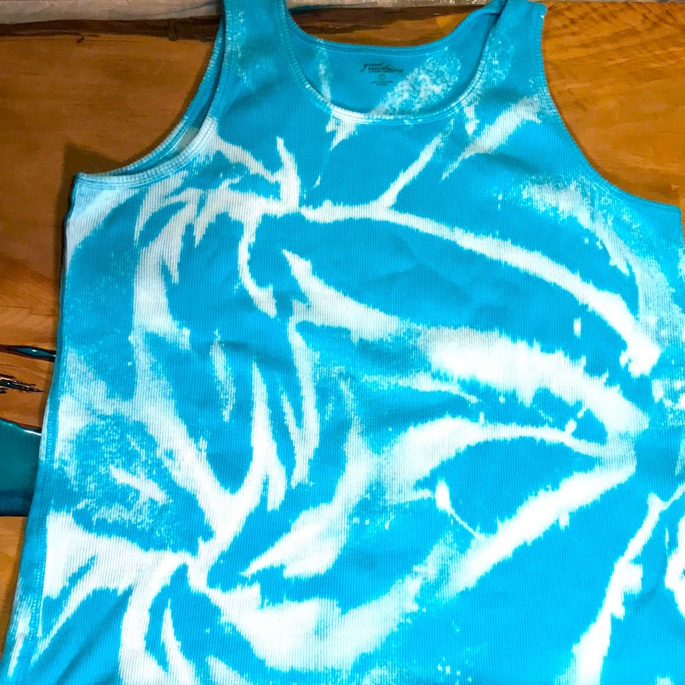 Large turquoise bleached tank top